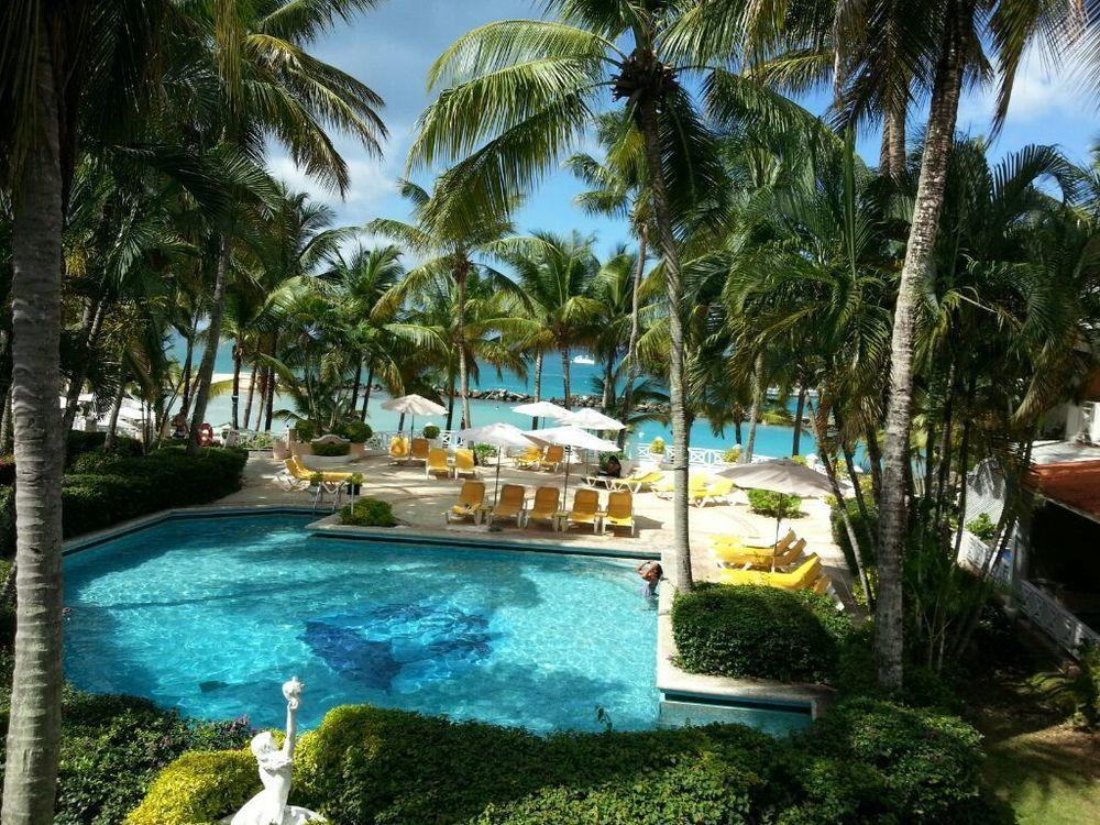 Coco Reef Resort & Spa Crown Point Exterior foto